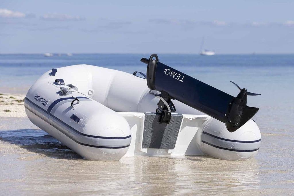 Picture showcasing TEMO-1000 assembled and attached to the dinghy