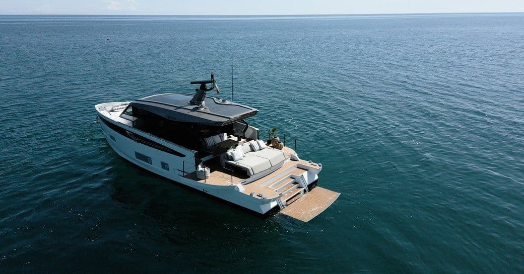 Azimut Marine Seadeck 6