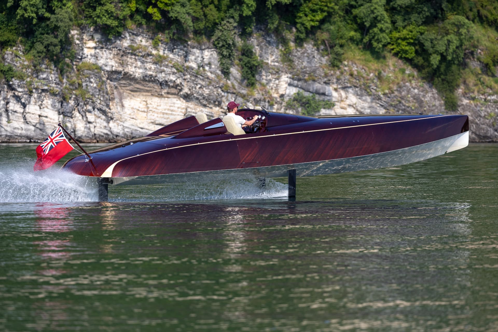 truth behind common e-boating myths - SpiritBARTech35EF